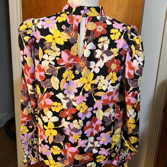 Who What Wear Bright Floral Blouse. - Picture 6 of 12